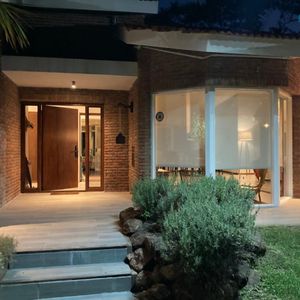 Excelente Casa Con Todo El Confort En Lugano