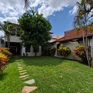 Hermosa Casa De 2 Plantas En Venta