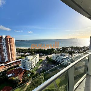 Apartamento En Parada 7 De Playa Mansa.