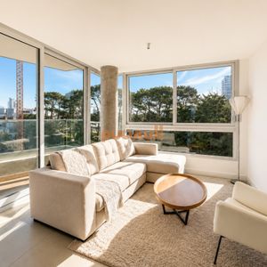 Apartamento En Venta De 3 Dormitorios En Excelente Ubicación, Punta Del Este