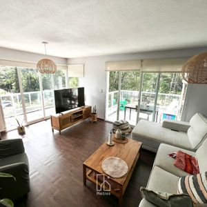 Venta Apartamento 2 Dormitorios - Estufa-terraza+azotea Parrillero- Garaje Y Box