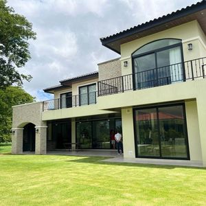 Casa En Alquiler Condominio Urubo Golf