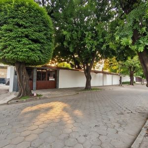 Hermosa Propiedad En Excelente Ubicación, Ideal Para Vivir O Invertir