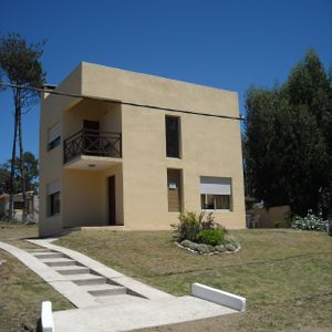 Casa Maju