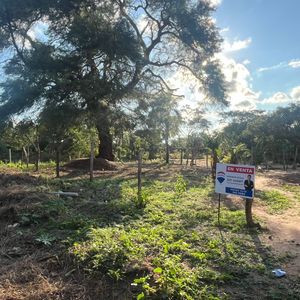 Terreno Amplio En Cotoca!!