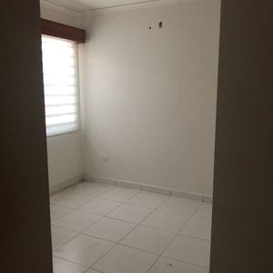 Casa En Alquiler, Cond. La Fontana R2