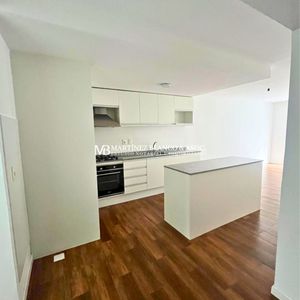 Apartamento En Venta En Centro, 1 Dormitorio, Terraza Al Frente.