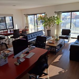 Venta Oficinas/ Misiones Y Rambla Portuaria/ Ciudad Vieja