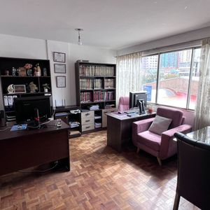 Departamento En Anticretico En Plena Plaza Avaroa