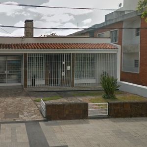 Venta - Padrón Con Gran Terreno En Buceo - Ideal Edificio