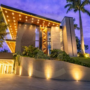 Inmueble Exclusivo Cond. Hacienda Del Urubó