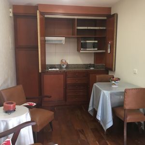 Garzonier En Alquiler Amoblado Achumani