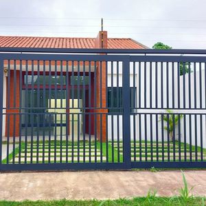 Casa En Venta De Una Planta -av.radial 13 Y  Av.santos Dumont 5 Y 6 A Anillo