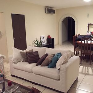 Departamento + Garajes!