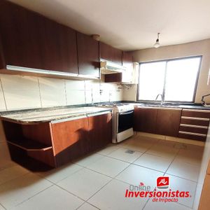 Departamento En Venta De 3 Dormitorios