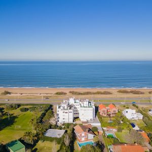 Venta Apartamento Punta Del Este, P38 1/2 Playa Mansa.
