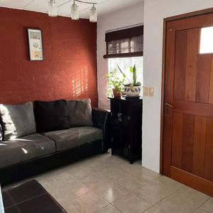 Dúplex En Venta 2 Dormitorios, 1 Baño, Patio -colón