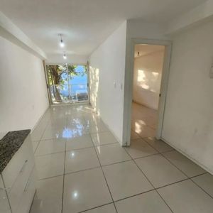 Apto En Venta Con Renta, 1 Dormitorio, 1 Baño, Balcón-tres Cruces