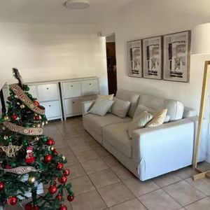 Apartamento En Venta, 3dormitorios, 1baño, Terraza Con Parrillero, Garaje. Prado.