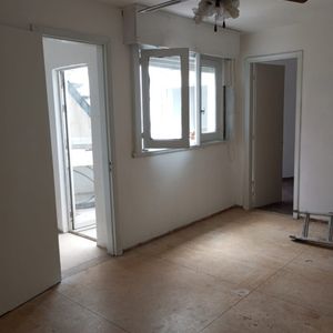 Apartamento A La Venta Con Renta!!1 Dorm, 1 Baño, Azotea-brazo Oriental