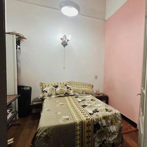 Venta Con Renta De Casa Ph - 3 Dormitorios - 1 Baño - Balcón - Terraza - La Comercial