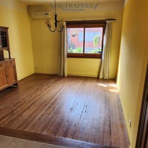 Apartamento En Pocitos - Gestido Y Coronel Alegre - 2 Domitorios Con Grandes Placares