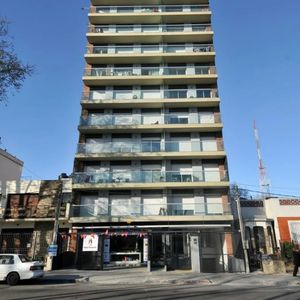 Apartamento 2 Domitorios Y Balcón A Estrenar! Con Renta