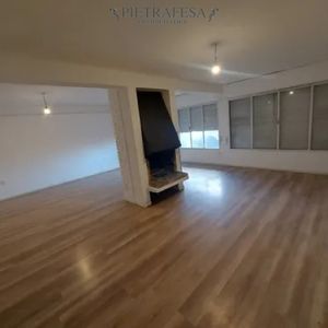 Casa En Venta, 4 Dormitorios, 3 Baños, Patio Con Parrillero, Garaje Doble. Puertito Del Buceo.