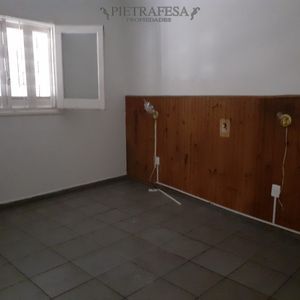 Casa En Venta Con Renta 3 Dormitorios 1 Baño Cochera Corumbé Perez Castellanos