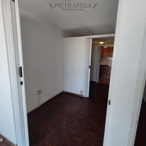 Monoambiente En Alquiler Con Divisiones Y Terraza