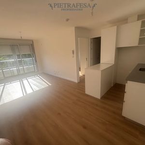 Apartamento En Alquiler, 1 Dormitorio, 1 Baño, Terraza, Cochera. Buceo.