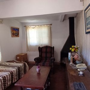 2 Casas En Venta, 4 Dormitorios, 1 Baño, Patio, Malvin Norte.