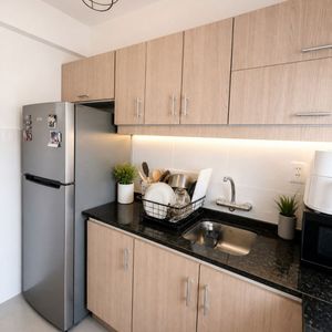 Apartamento En Venta, 2 Dormitorios, 1 Baño, Patio. Villa MIñoz.