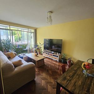 Apartamento En Venta, 3 Dormitorios, 2 Baños, Terraza, Garaje. Centro.