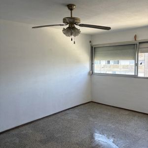 Apartamento En Venta, 3 Dormitorios, 1 Baño, Terraza Lavadero. Malvin Norte.