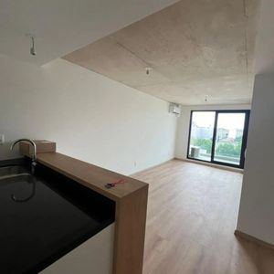 Apartamento En Alquiler, 2 Dormitorios, 1 Baño, Terraza, Cochera. Cordón.