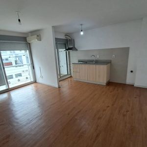 Apartamento En Venta, 2 Dormitorios, 1 Baño, Terraza Lavadero. Union.