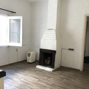 Apartamento En Alquiler, 1dormitorio, 1baño, Patio. La Blanqueada.
