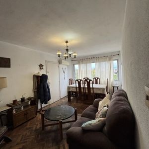 Apartamento En Venta, 2 Dormitorios, 1 Baño, Terraza Lavadero, Cochera. Carrasco.