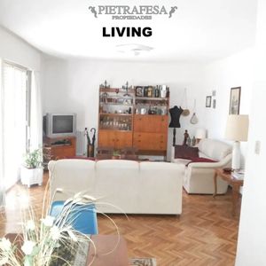 Casa En Montevideo, Mercado Modelo, Bolivar