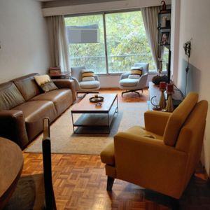 Apartamento En Venta, 3 Dormitorios, 2 Baños, Terraza, Garaje. Centro.