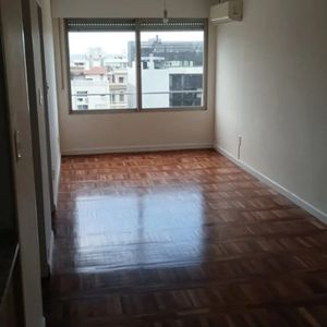 Apartamento En Alquiler, 1 Dormitorio, 1 Baño. Centro.