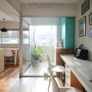Apartamento En Alquiler, 2 Dormitorios, 2 Baños, Terraza, Garaje. Pocitos.