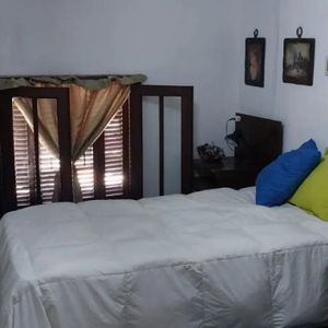 Apartamento En Alquiler, Monoambiente, 1 Baño. Equipado. Cordón.
