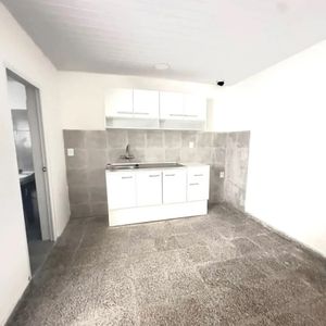 Apartamento En Alquiler, 1 Dormitorio, 1 Baño, Patio Con Parrillero. Union. Sin Gastos Comunes.