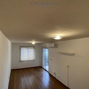 Apartamento En Alquiler, 1 Dormitorio, 1 Baño, Terraza. Pocitos.