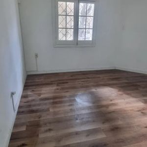 Apartamento En Alquiler, 2 Dormitorios, 1 Baño, Patio. Palermo.