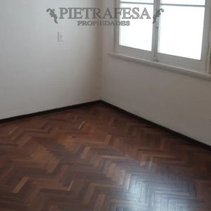 Apartamento En Alquiler, 1 Dormitorio, 1 Baño. Aguada.