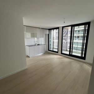 Apartamento En Alquiler, 1 Dormitorio, 1 Baño, Terraza, Cochera. Malvin.