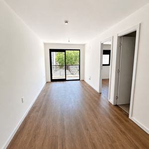 Apartamento En Alquiler, 1 Dormitorio, 1 Baño, Terraza, Cochera Opcional. Palermo.